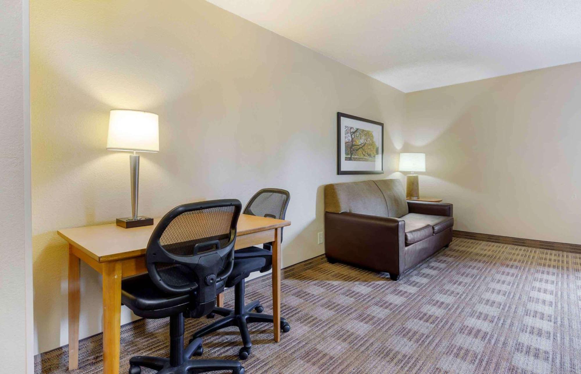 Extended Stay America Select Suites - Raleigh - Rtp - 4610 Miami Blvd Durham Esterno foto