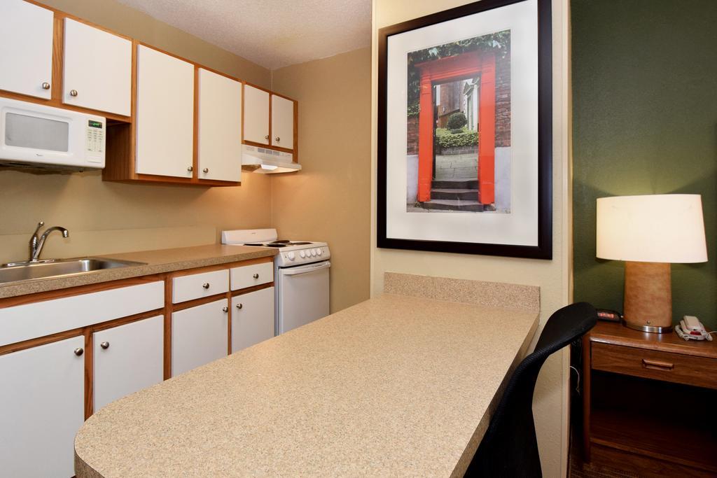 Extended Stay America Select Suites - Raleigh - Rtp - 4610 Miami Blvd Durham Esterno foto
