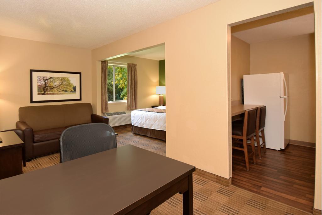Extended Stay America Select Suites - Raleigh - Rtp - 4610 Miami Blvd Durham Esterno foto